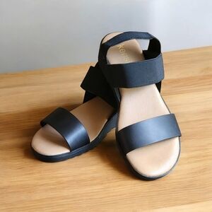 Kenzie Everlee Black Sandal KS221650 New with Tags NWT Woman's Size6